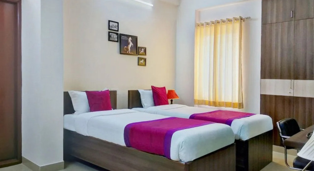 Collection O 11092 Shiv Enclave, Rezervovat Hotel Hotely v Bangalore s parkováním, Parkování