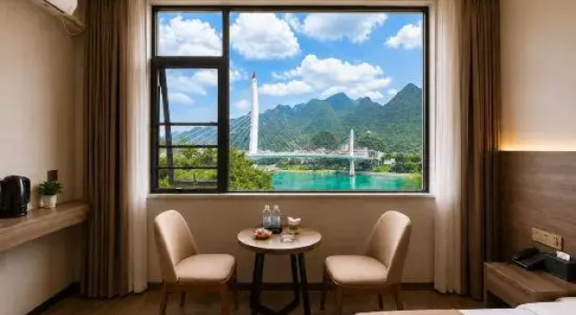 Люкс Tiane Riverside Boutique Hotel