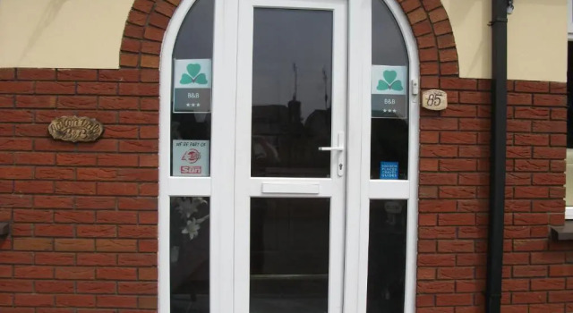 Aaron Vale B&B, Reservar Hotel Drogheda 