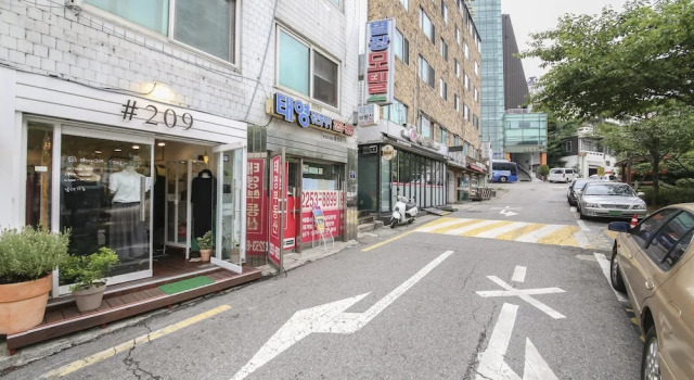 Byuljang Motel, Prenota Motel Seongdong-Gu Seul, vicino a Modetour - Filiale di Singumho