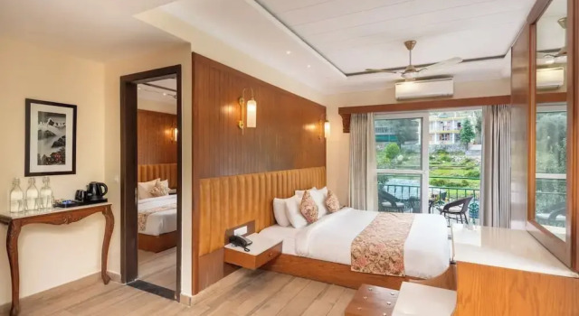 Номер Standard Quality Inn by Lawrence Hotels