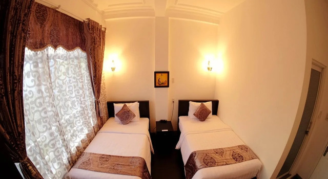 Evelyn Hotel Danang, Забронировать Отель Дананг Дананг муниципалитет, рядом с Музей изящных искусств Дананга
