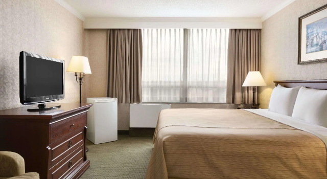 Двухместный номер Standard Days Inn Ottawa West