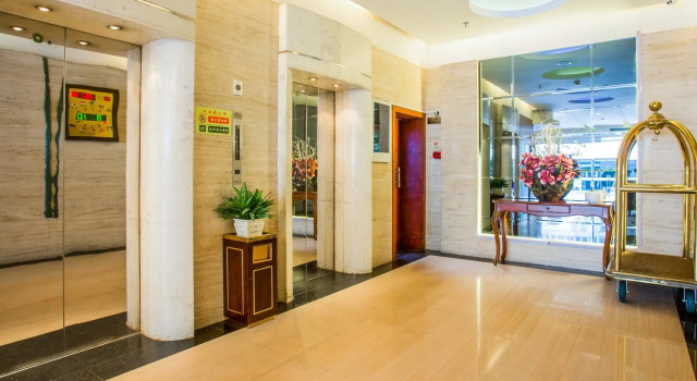 Shekou Haitao Hotel, Boek Hotel Hotels in Guangdong met parkeren, Parkeren