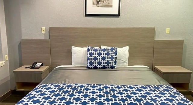 Двухместный люкс Island Suites Hobby Airport