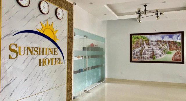 Sunshine Hotel, Rezerwuj Hotel Hotele w Bac Ninh z parkingiem, Parking