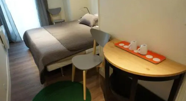 Hotel Zora, Забронировать Отель 2-й округ: Биржа Париж, рядом с Станция метро Rambuteau