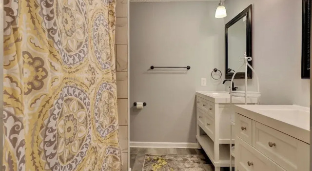 Коттедж Renovated 2BR Hilton Head Home Walk to Shops