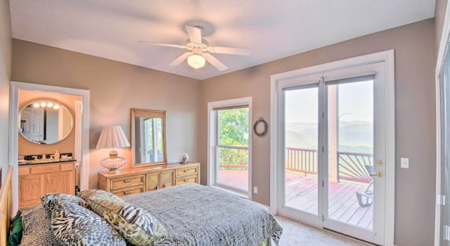 Коттедж Sky Valley Home w/ Mtn View, 5 Mi to Rabun Bald!