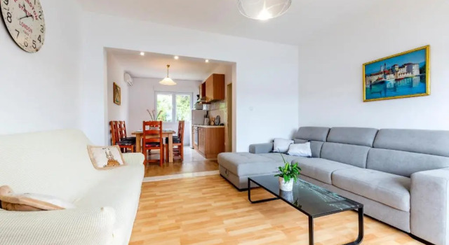 Apartman Dragana, Забронировать Апартаменты/квартира Арбания Трогир
