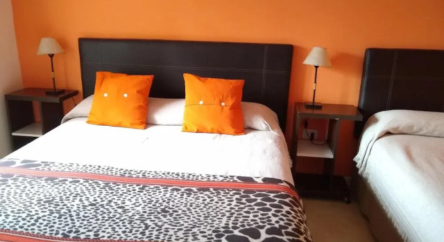 Icalma de la Sierra Apart Hotel Tandil, Rezerwuj Hotel Hotele w Buenos Aires z basenem, Basen