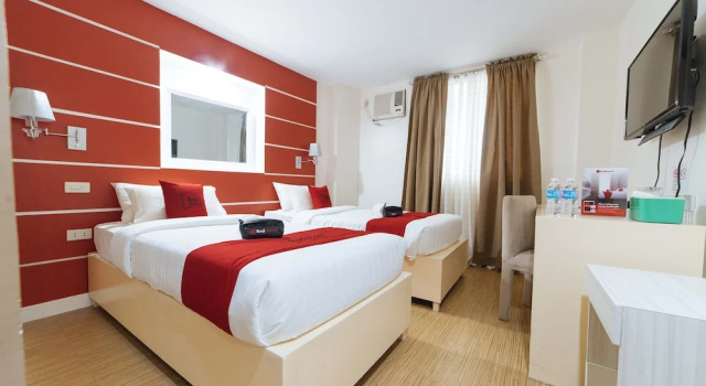 Двухместный номер Standard RedDoorz Plus at Hotel Metro Kalibo