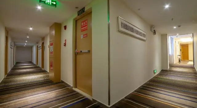 City Comfort Inn Yulin Wenhua Square Wanda Plaza, Rezervasyon Otel Yulin Guangxi