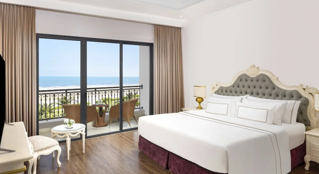 Номер Deluxe с балконом и с видом на сад Vinpearl Cua Hoi, Affiliated by Meliá