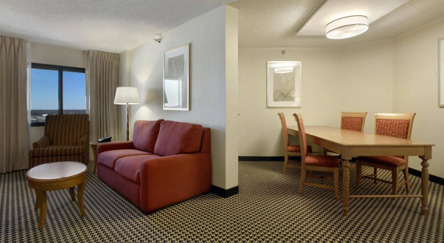 Hilton Suites Chicago/Oakbrook Terrace, Rezerwuj Hotel Oak Brook 