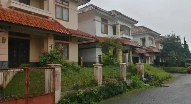 OYO 90384 Bukit Cipendawa Mc