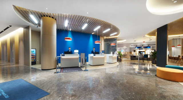 Holiday Inn Express Suzhou Zhouzhuang Ancient Town by IHG, Varaa Hotelli Hotellit Suzhou aamiaisella, Aamiainen