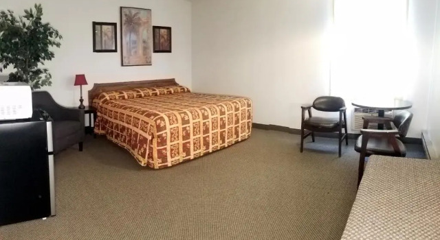 Номер Standard Amber Inn Motel