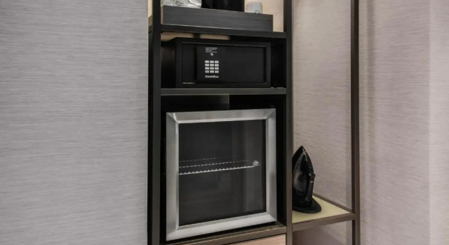 Номер Standard AC Hotel by Marriott Charlotte City Center