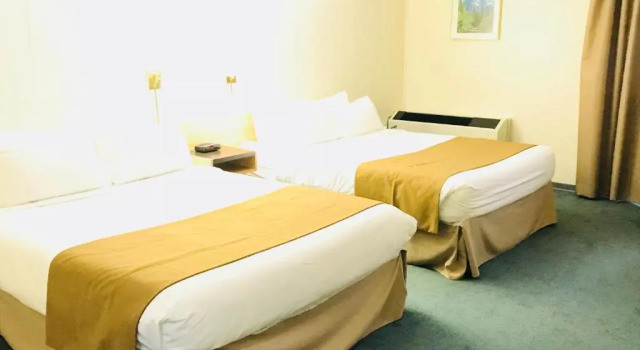 Четырёхместный номер Standard Northern Star Hotel & Convention Center