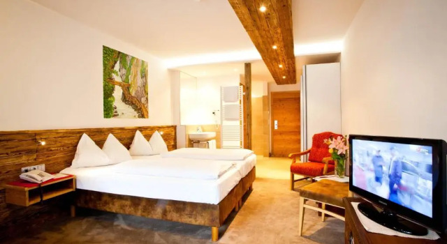 Двухместный номер Comfort с балконом и с панорамным видом Hotel Gasthof Mitteregger -Best place in town with summercard and breakfast