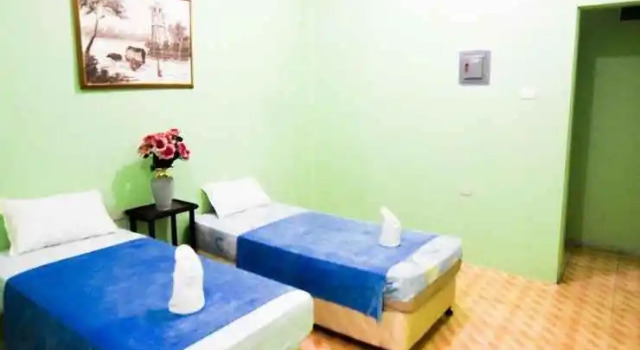 Mom'S 24/7 Guest House, Book Guesthouse Coron Coron