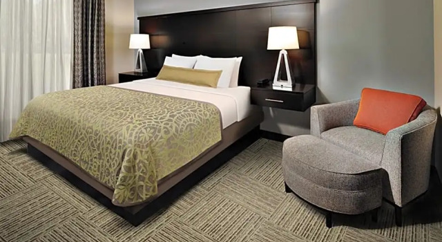 Номер Standard Staybridge Suites Toledo - Rossford - Perrysburg by IHG