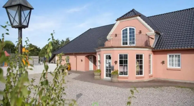Коттедж Amazing Holiday Home With Terrace