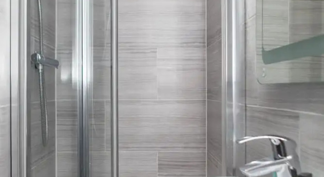 Четырёхместный номер Standard Цокольный этаж Paddington Park Hotel