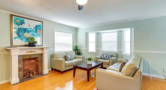 4 Mi to Beaches: Alluring Largo Hideaway!, Buchen Sie Ferienhaus Largo Pinellas County