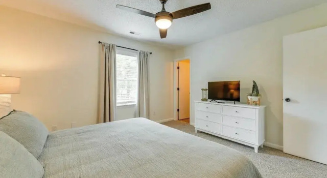 Коттедж Pet-Friendly Lake Norman Retreat