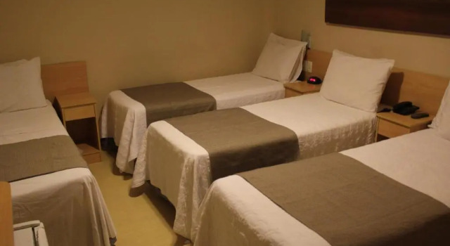 Четырёхместный номер Standard Hotel Galícia