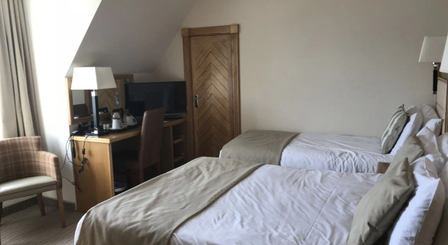Pier Hotel