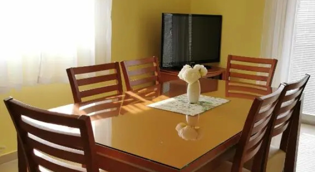 Апартаменты с 3 комнатами Apartment Alena
