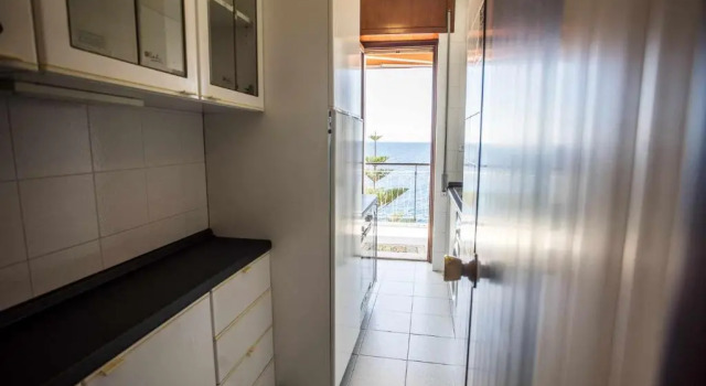 Appartamento in locazione sul mare ad Ospedaletti con piena vista mare
