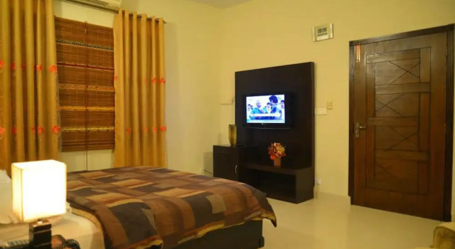 Номер Deluxe Larish Residency