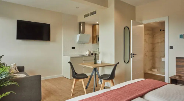 Студия Apartamentos Silken Fontibre Iberia & Spa