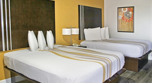 Четырёхместный номер Standard Palacio Royale Houston NW at Beltway 8