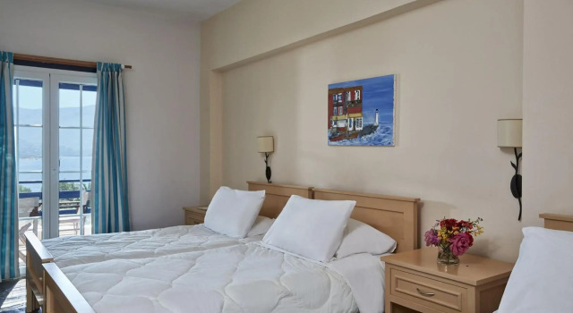 Andros Holiday Hotel, Забронировать Отель Отели Гаврион с парковкой, Парковка