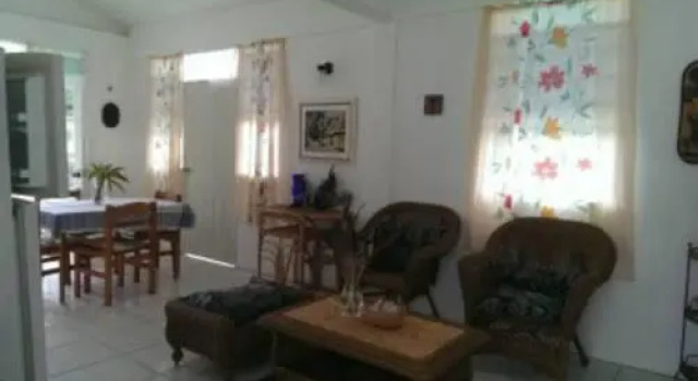 My Father's Place Guesthouse, 预订 酒店 马里戈特 多米尼加