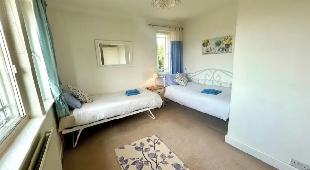 Private Lincoln Retreat - 4 Bedroom House, Varaa Lomakoti Mökit kohteessa Merseyside, Mökki