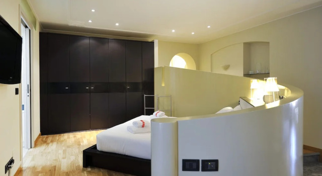 At Home Heart of Milan - Design Duomo Apartment, Забронировать Апартаменты/квартира Апартаменты Милана, рядом с Музео дель Новеченто, Апартаменты/квартира