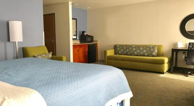 Люкс Days Inn & Suites by Wyndham East Flagstaff
