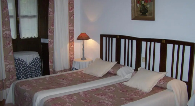 Posada de Muño, Book Hotel  