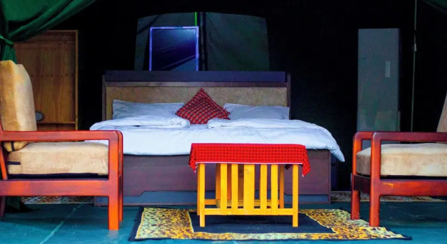 Daga Camp, Book Bed and Breakfast Hotels in Mikumi with Breakfast, Breakfasts