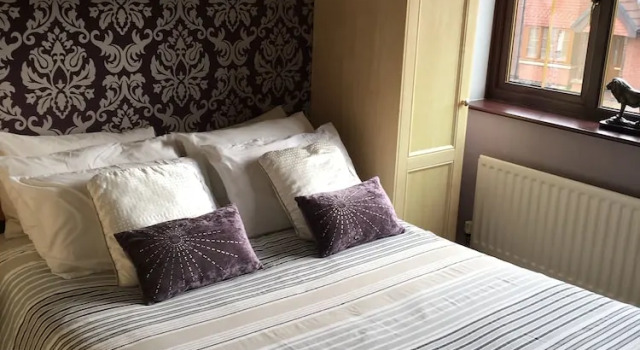 Woodlands Luxury Home, Забронировать Отель Отели Уорикшир с парковкой, Парковка