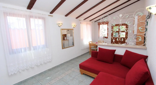 Apartments Villa Lucu