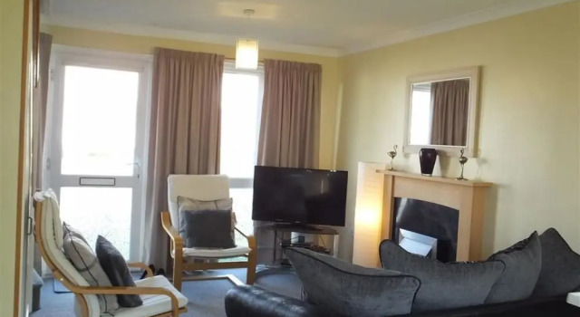Sea Gem, Freshwater Bay 172