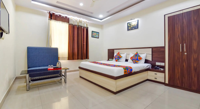 Номер Premium FabHotel Pink Cozzy