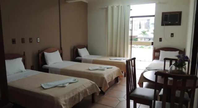 Четырёхместный номер Standard с видом на реку Hotel Beira Rio